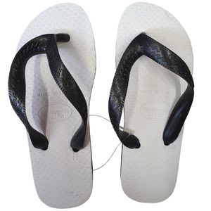 Chinelo Havaianas Tradicional Pequeno Preto 23-24